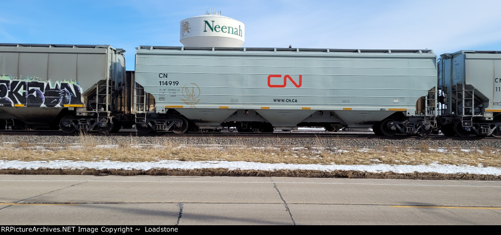 CN 114919